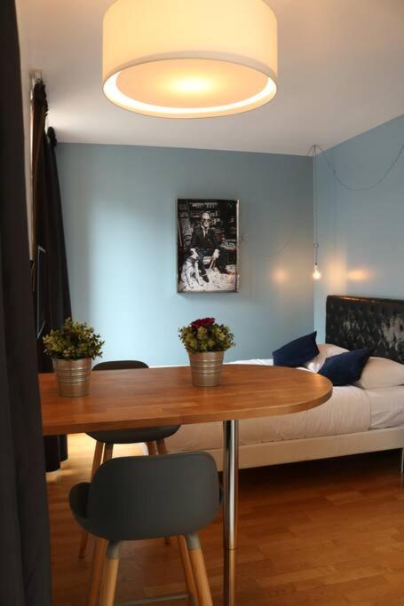 405 - Sejour Romantique Dans Un Studio De Paris 5 - Flat-Guest Екстериор снимка
